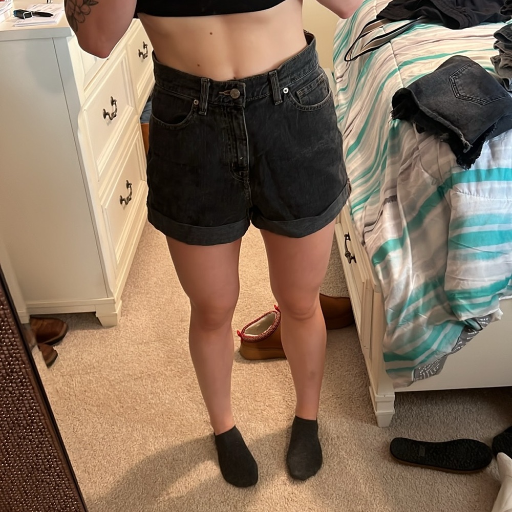 Size 28 BDG jeans short